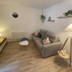 Au Pied Des Pistes Et Commerces - 5 Personnes Appartement